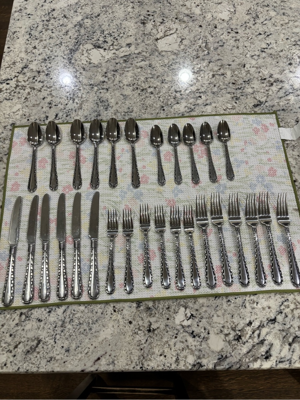 Vintage Oneida Community Madrid Flatware Set 29 Pc Rectangle MCM